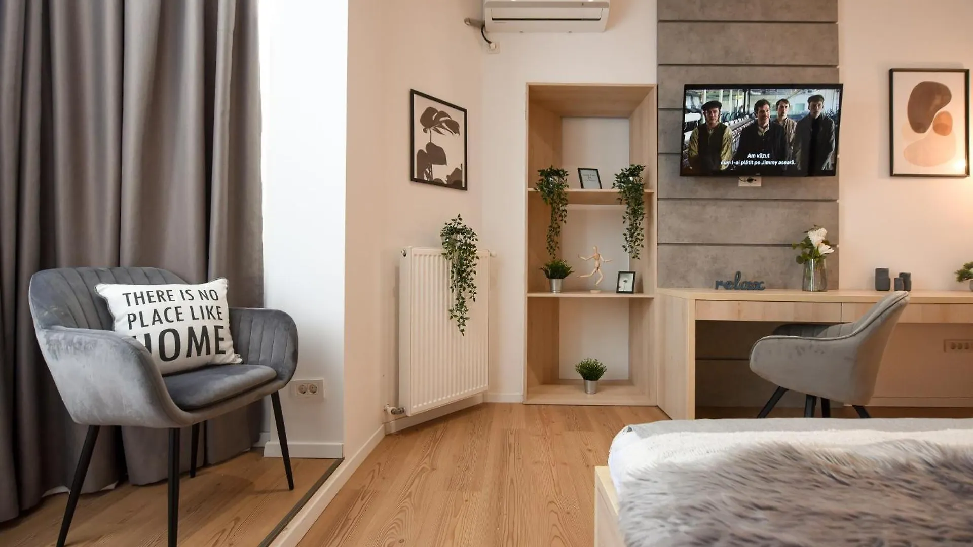 Comfortable 1Br With Balcony In Downtown Bucharest 0*,